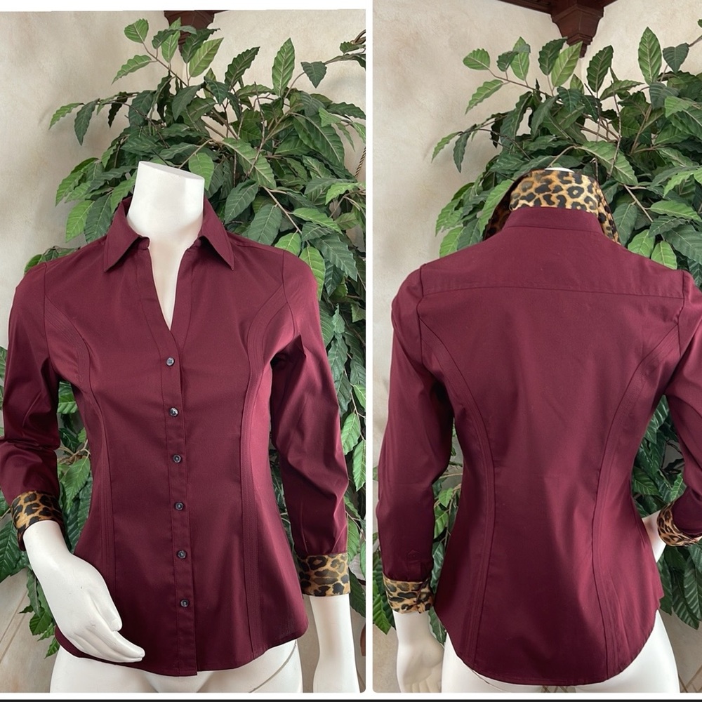 EXPRESS PLUM LEOPARD ACCENT ESSENTIAL SHIRT - Picture 3 of 11